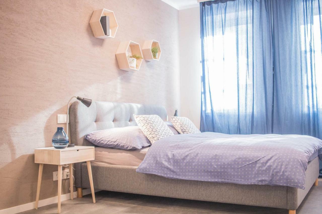 Cmyk Usti Nad Labem Hostel ภายนอก รูปภาพ